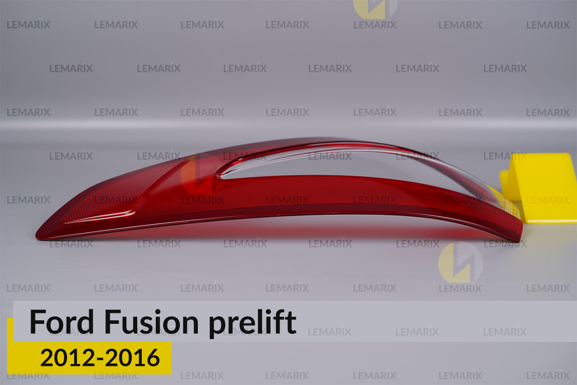 Скло заднього ліхтаря зовнішнє в крилі Ford Fusion (2012-2016) дорест праве