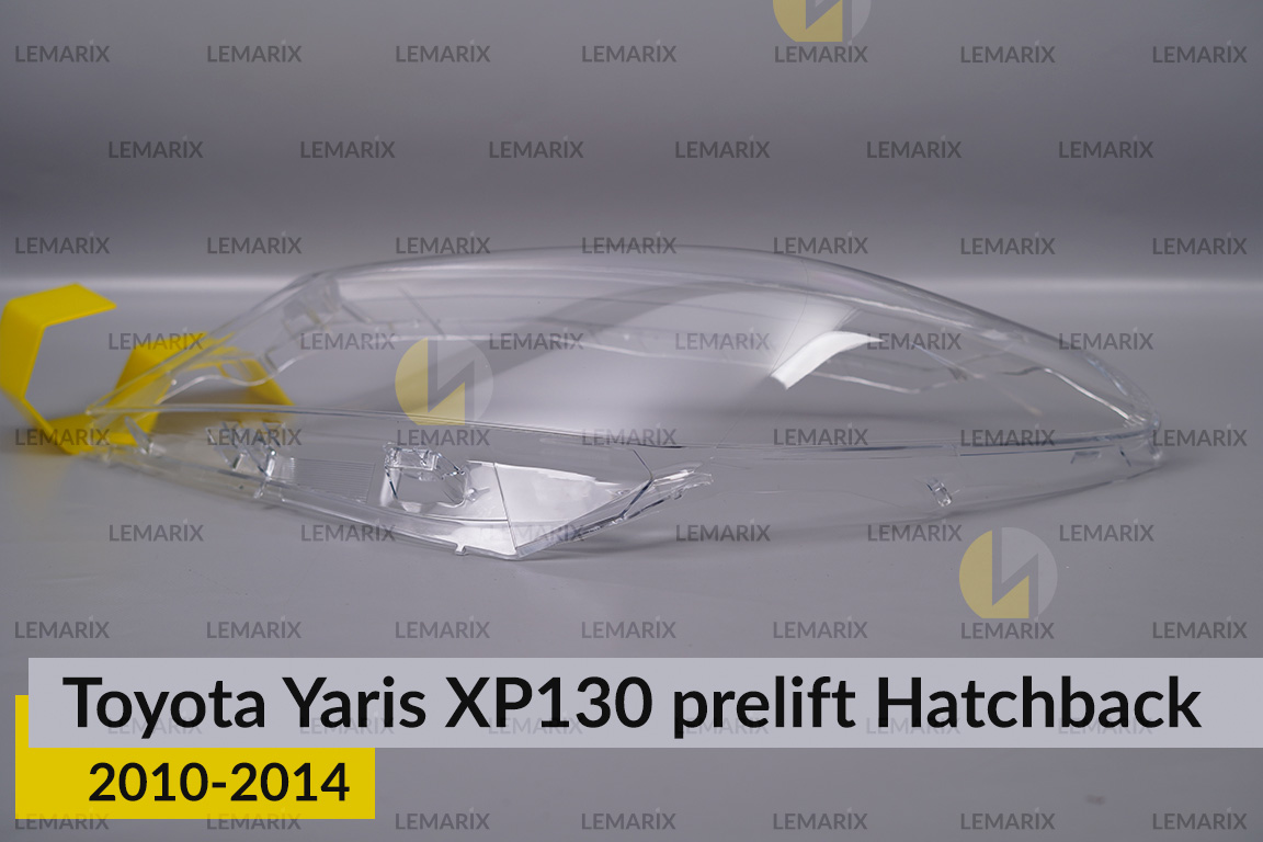 Стекло фары Toyota Yaris XP130 Hatchback (2010-2014) дорест левое