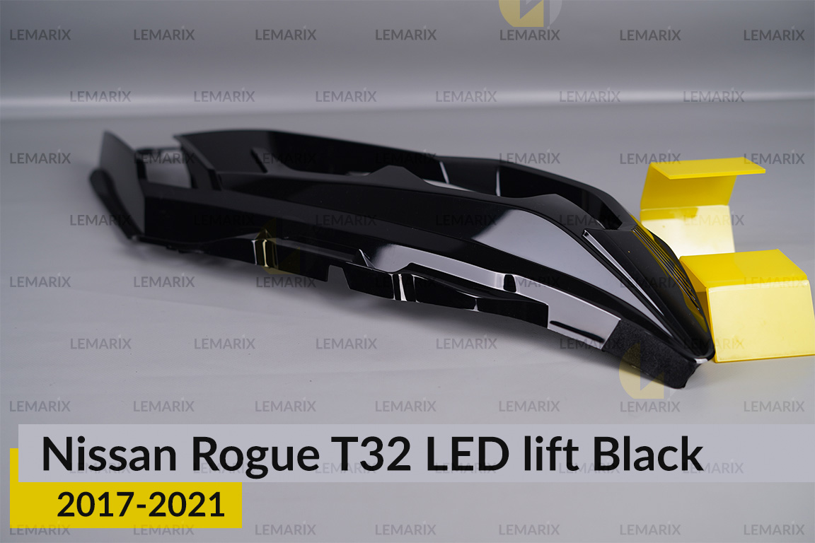 Декоративна маска зовнішня Nissan Rogue T32 LED Black (2017-2021) рест права