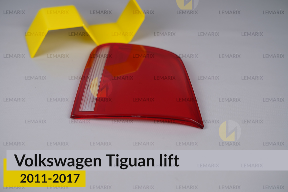 Стекло заднего фонаря внутреннее в крышке багажника VW Volkswagen Tiguan (2011-2017) рест правое