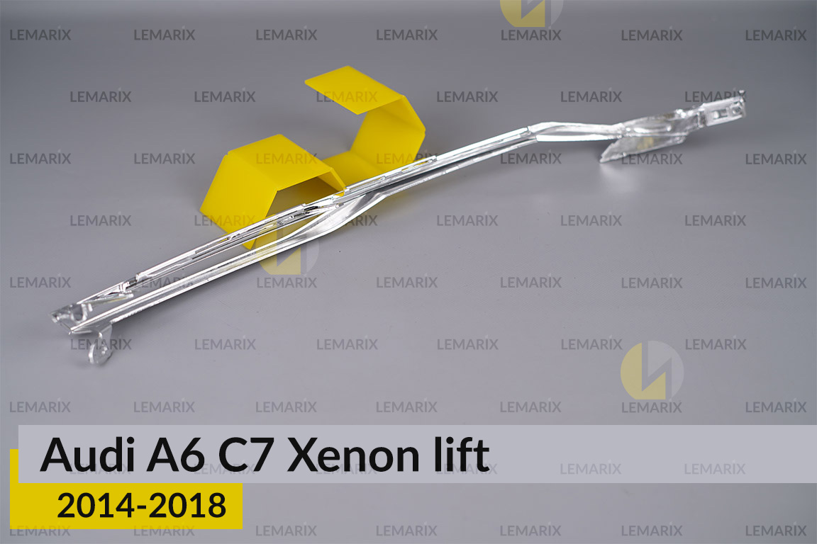 Хромированная декоративная маска под световод Audi A6 C7 Xenon (2014-2018) рест правая