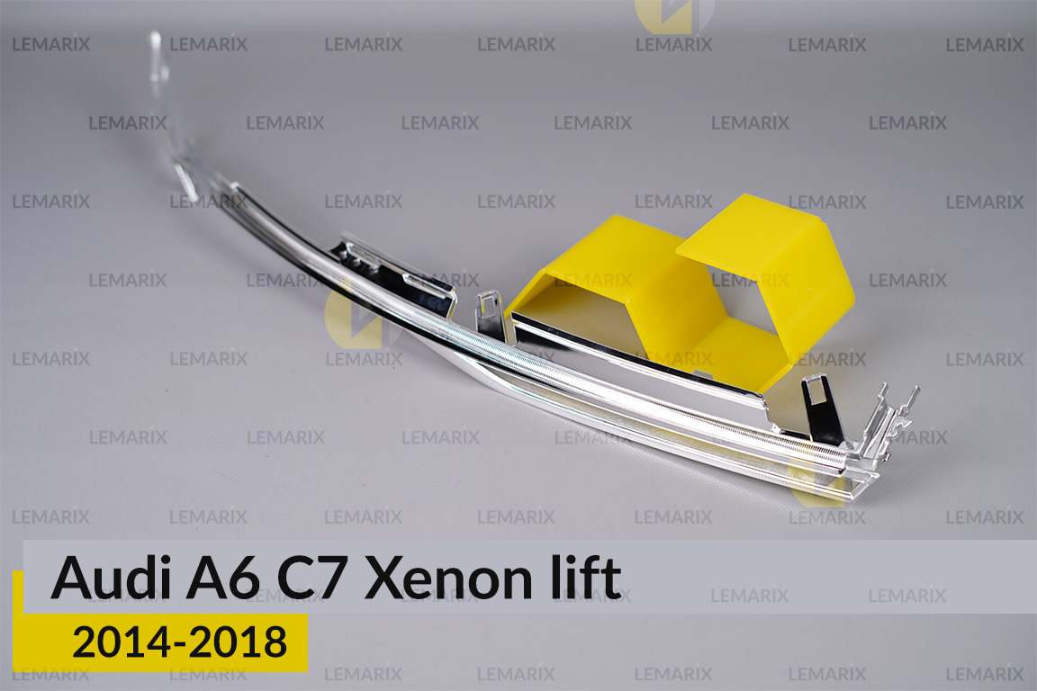 Хромированная декоративная маска под световод Audi A6 C7 Xenon (2014-2018) рест правая
