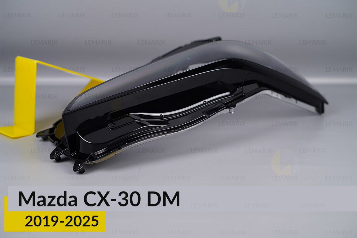 Скло фари Mazda CX-30 DM (2019-2026) праве