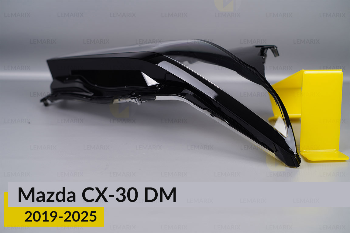 Скло фари Mazda CX-30 DM (2019-2026) праве