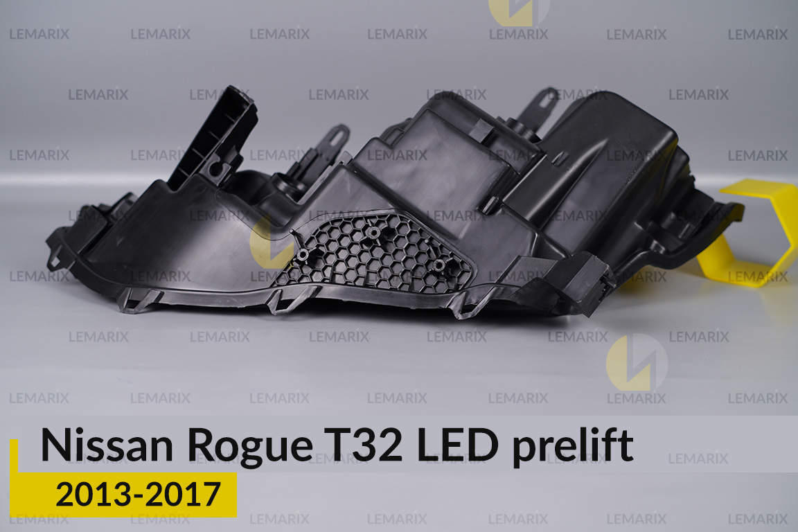 Корпус фари Nissan Rogue T32 LED (2013-2017) дорест правий