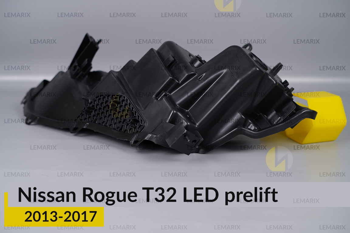 Корпус фари Nissan Rogue T32 LED (2013-2017) дорест правий