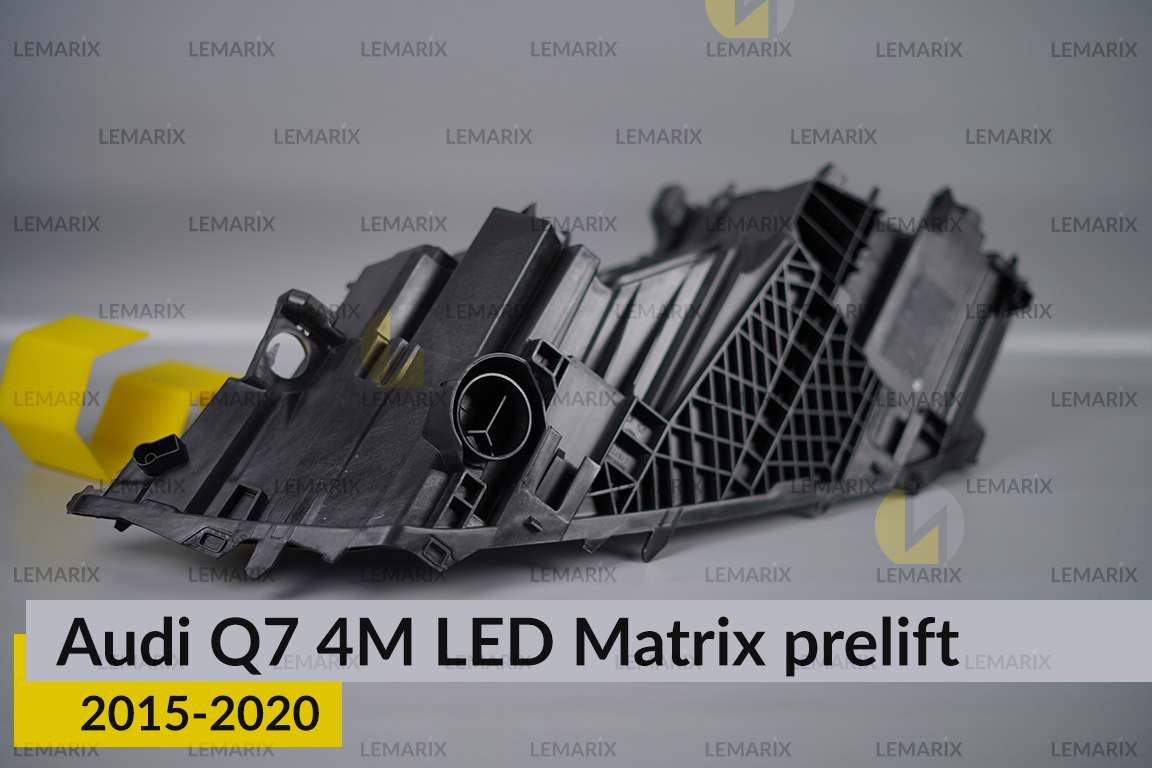 Корпус фари Audi Q7 4M LED Matrix (2015-2020) дорест правий