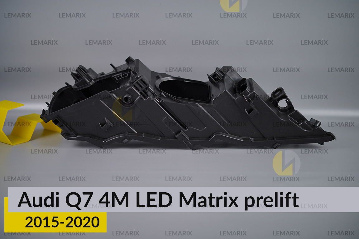 Корпус фари Audi Q7 4M LED Matrix (2015-2020) дорест правий