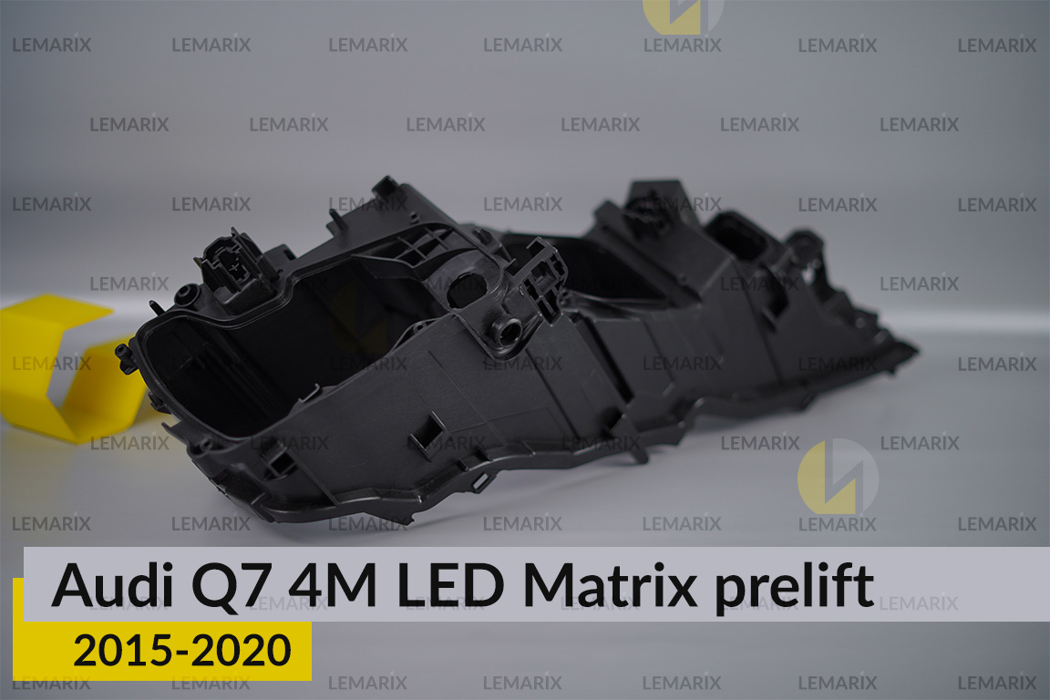 Корпус фари Audi Q7 4M LED Matrix (2015-2020) дорест правий