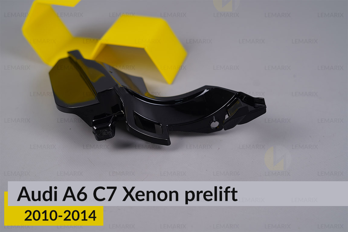 Декоративна маска під лінзу Audi A6 C7 Xenon (2010-2014) дорест права