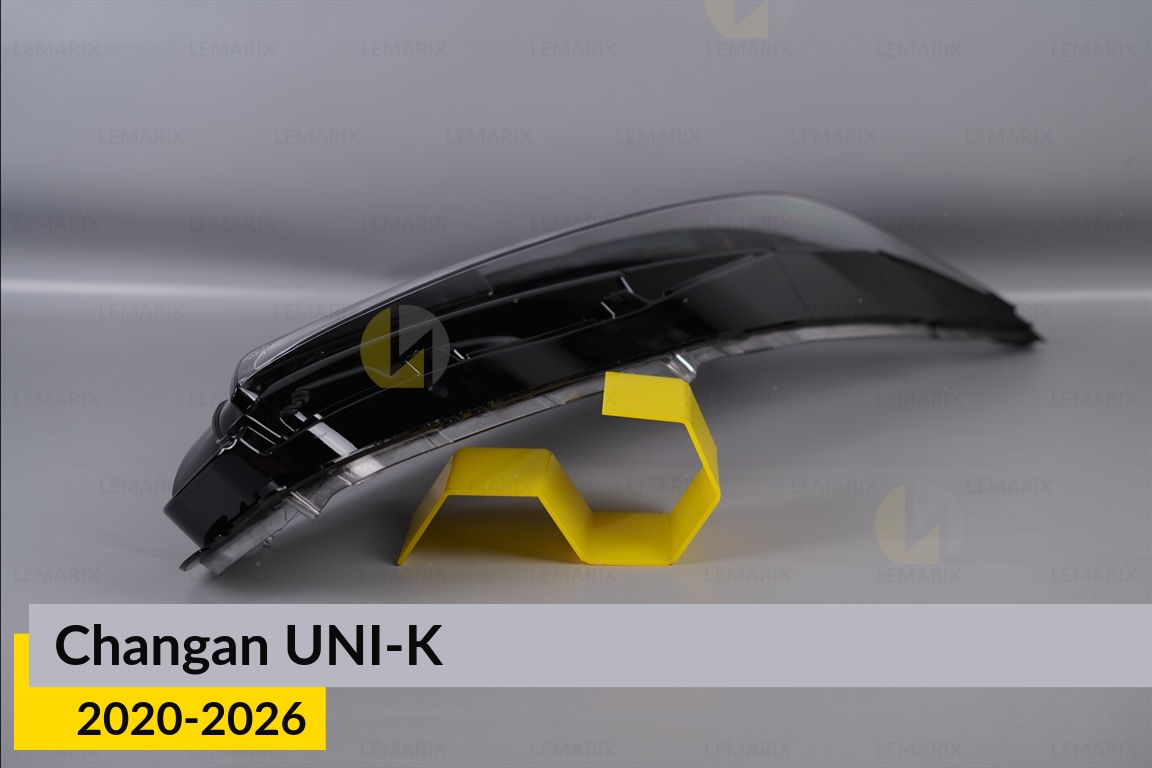 Скло фари Changan UNI-K (2020-2026) праве