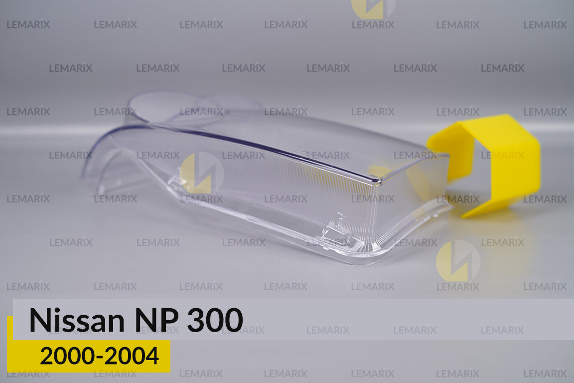 Скло фари Nissan NP 300 (2000-2004) праве