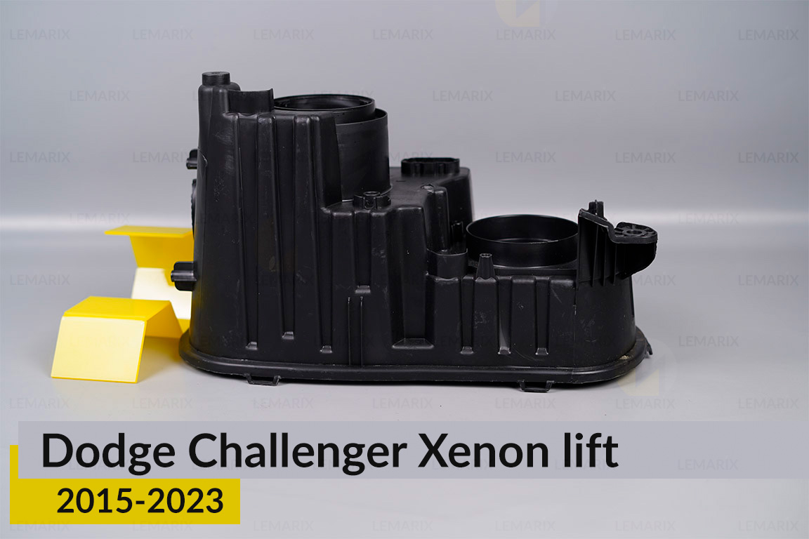 Корпус фари Dodge Challenger Xenon (2015-2023) рест правий