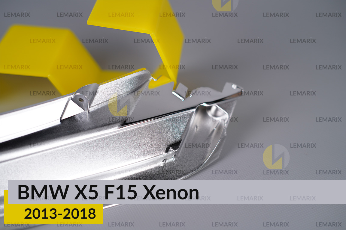 Хромована декоративна маска під світловод BMW X5 F15 Xenon (2013-2018) ліва