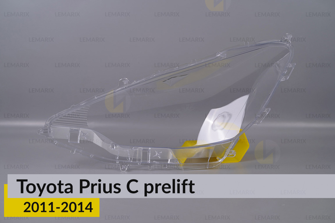 Скло фари Toyota Prius C (2011-2014) дорест праве