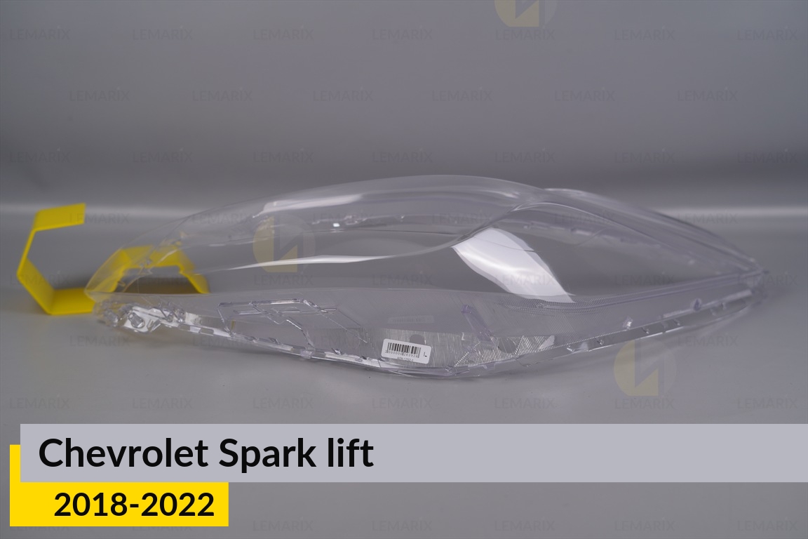 Стекло фары Chevrolet Spark (2018-2022) рест левое