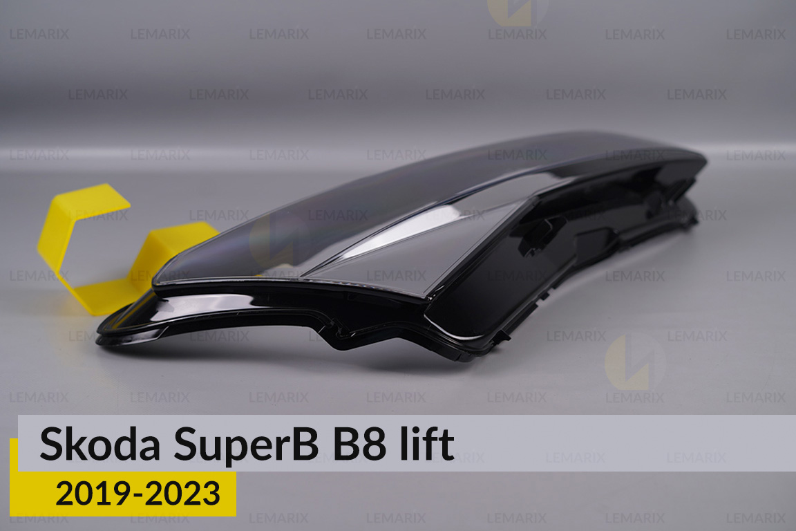 Скло фари Skoda SuperB B8 (2019-2023) рест праве