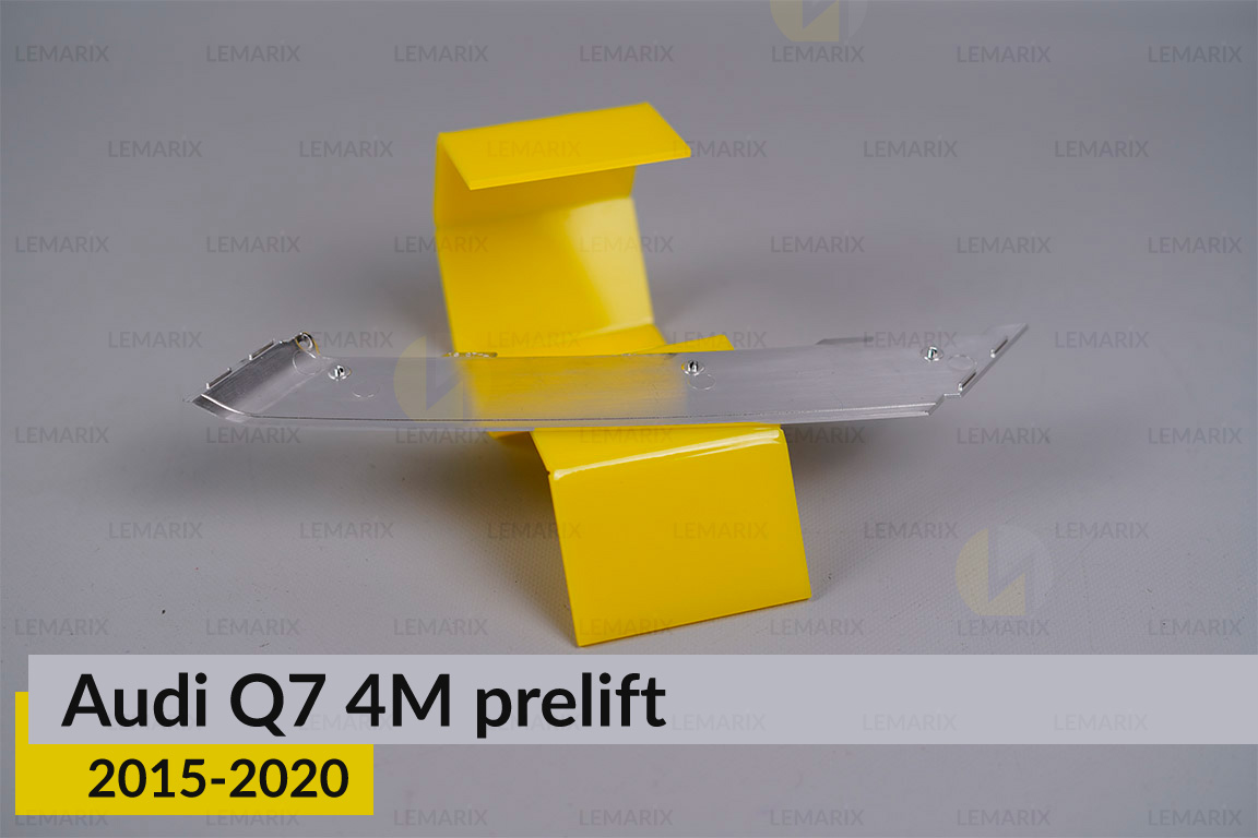 Хромированный декор внутреннего световода нижний Audi Q7 4M (2015-2020) дорест левый