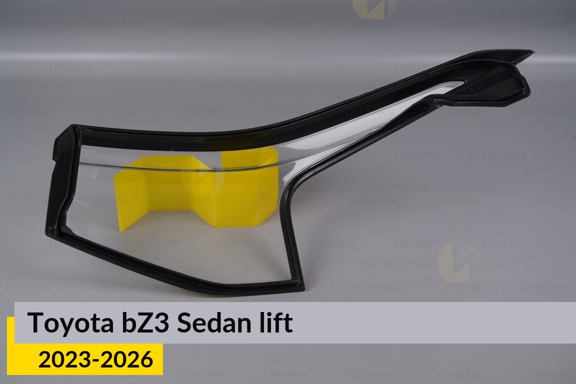 Скло заднього ліхтаря Toyota bZ3 Sedan (2023-2026) рест ліве