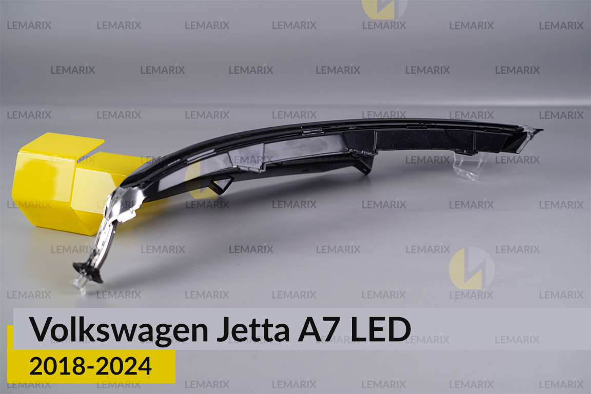 Декоративная маска VW Volkswagen Jetta A7 LED (2018-2024) левая