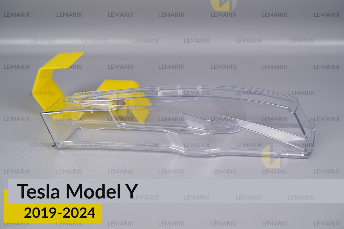 Скло протитуманної фари Tesla Model Y (2019-2025) ліве