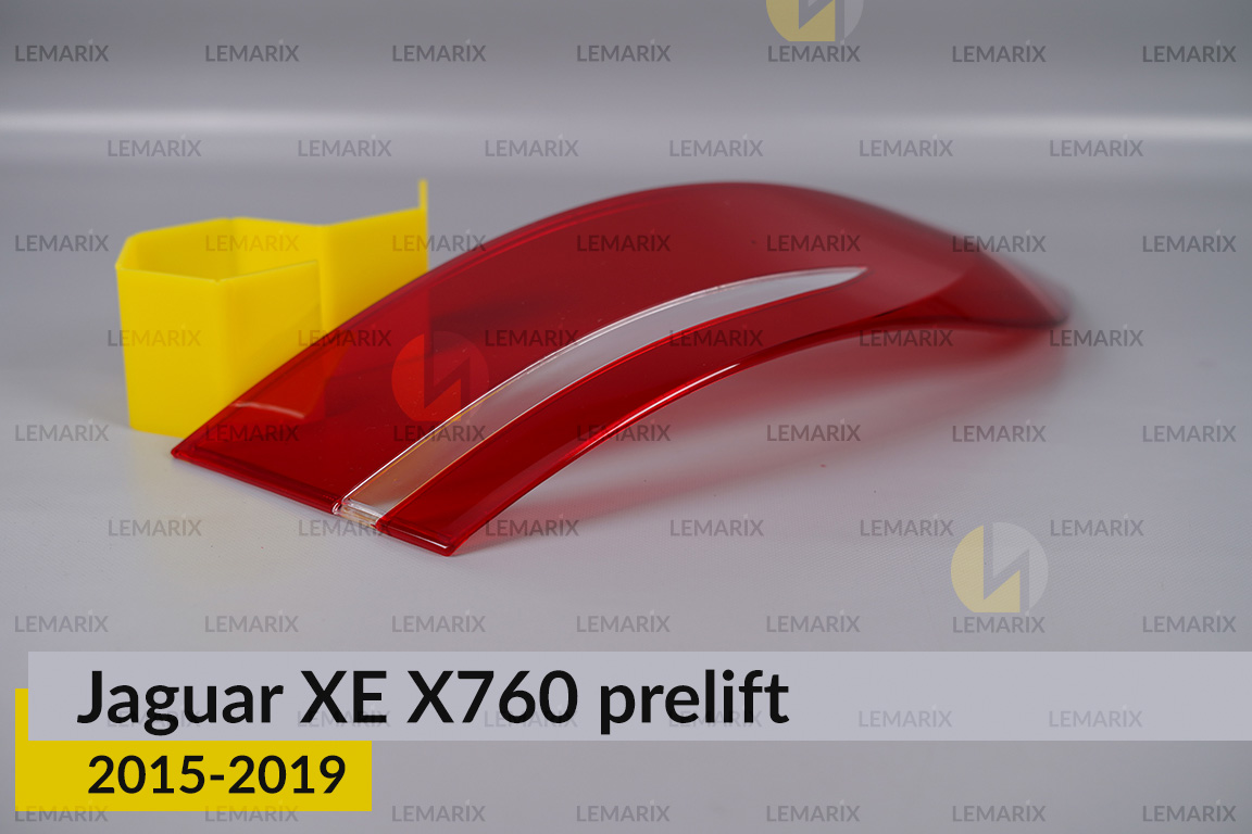 Стекло заднего фонаря внешнее в крыле Jaguar XE X760 (2015-2019) дорест левое