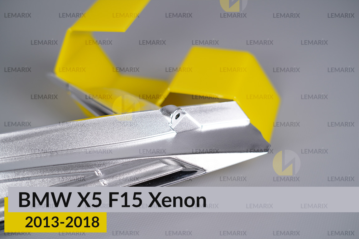 Хромована декоративна маска під світловод BMW X5 F15 Xenon (2013-2018) права