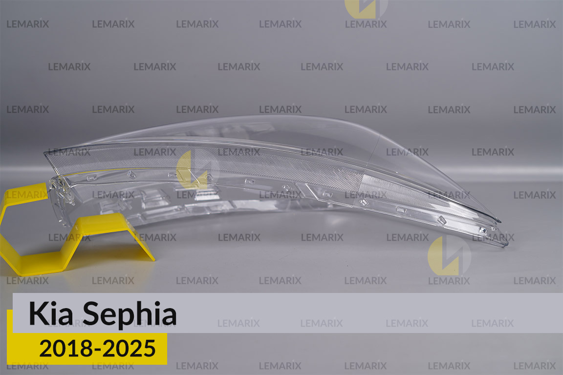 Скло фари Kia Sephia (2018-2026) праве