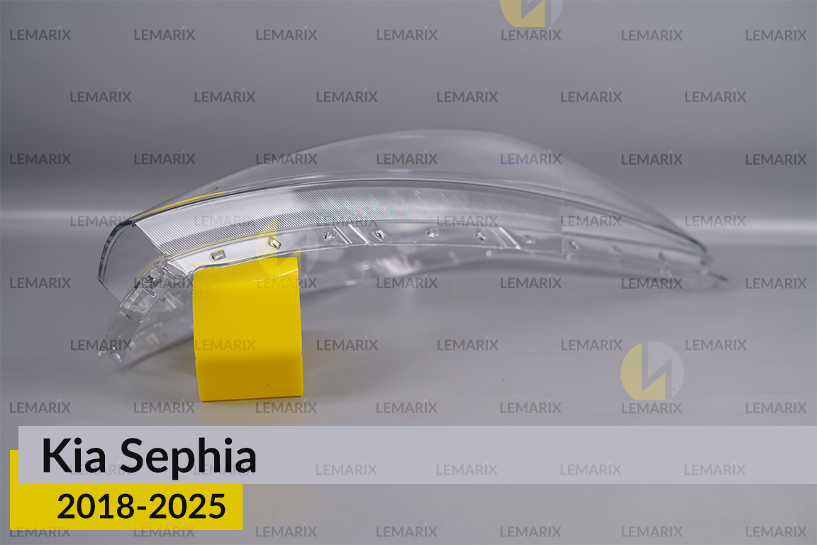 Скло фари Kia Sephia (2018-2026) праве