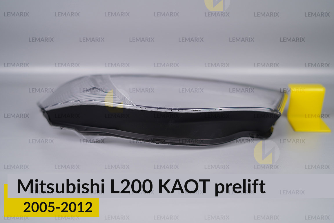 Скло фари Mitsubishi L200 KAOT (2005-2012) дорест праве
