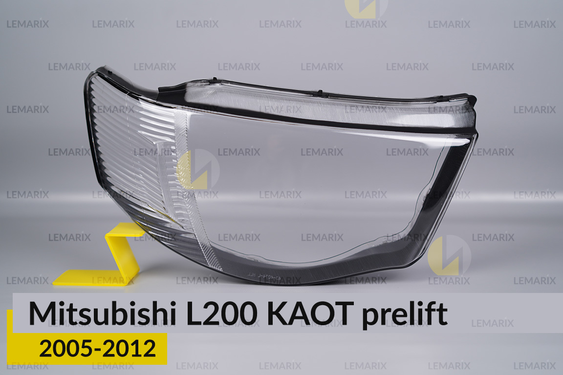 Скло фари Mitsubishi L200 KAOT (2005-2012) дорест праве