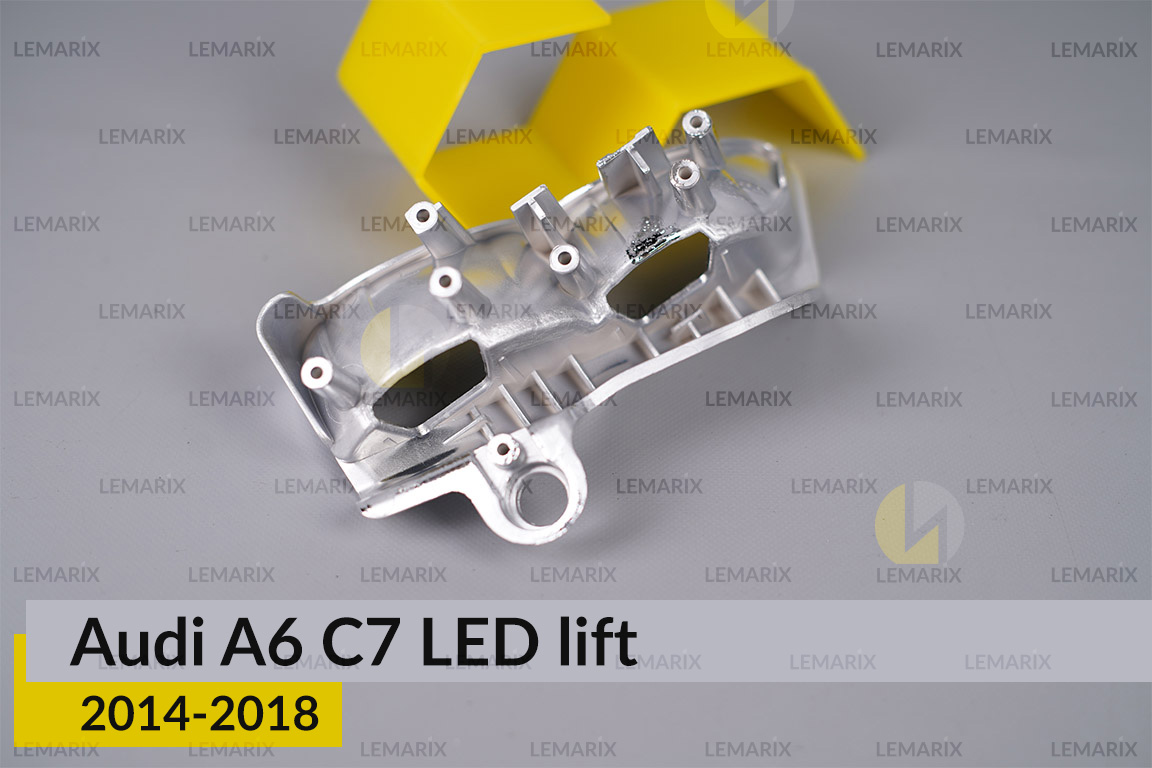 Хромований відбивач дальнього світла Audi A6 C7 LED (2014-2018) рест лівий