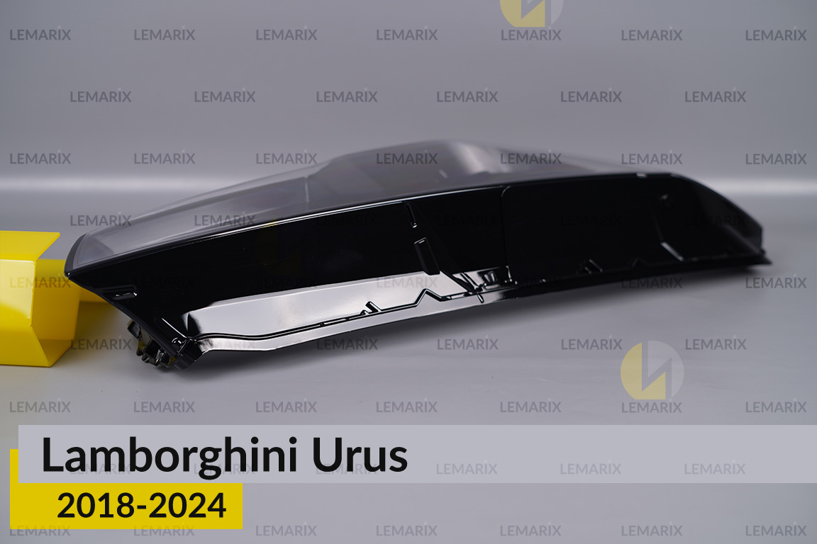 Стекло фары Lamborghini Urus (2018-2026) правое