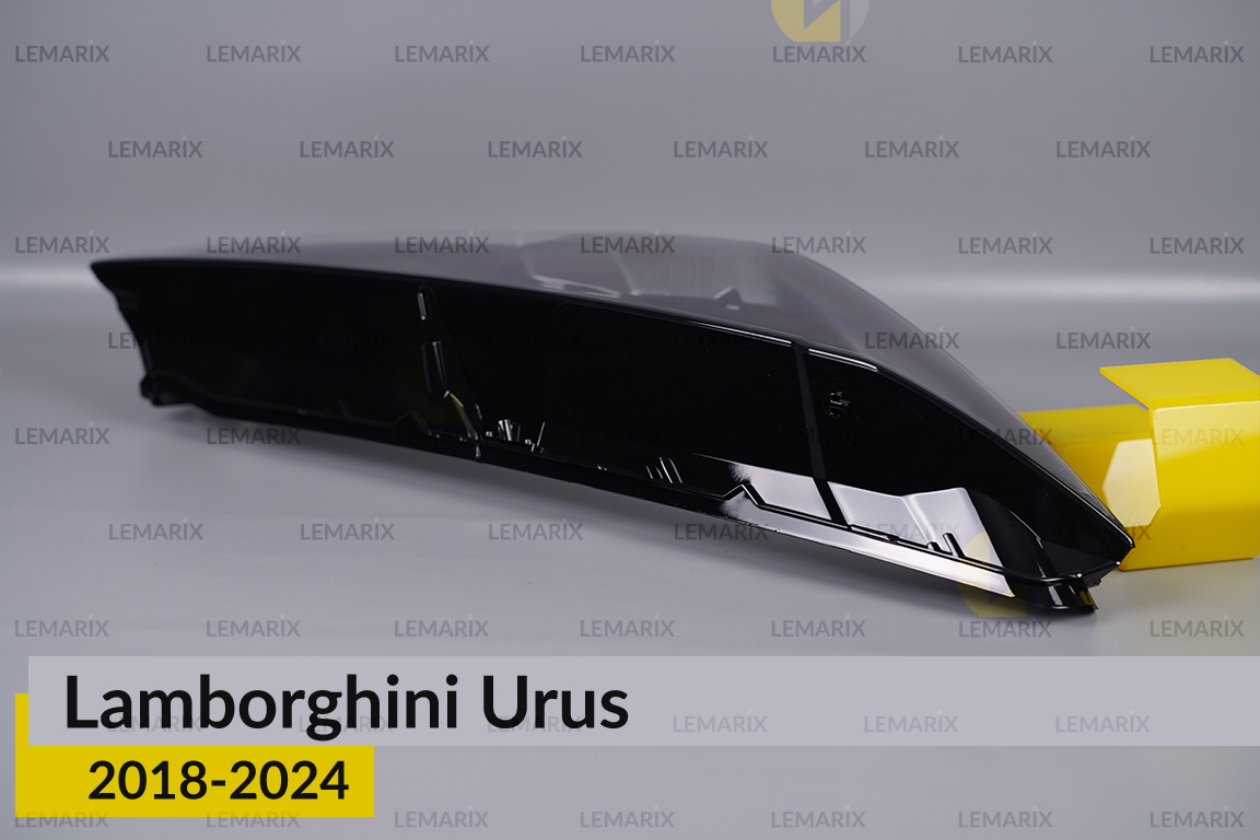 Стекло фары Lamborghini Urus (2018-2026) правое