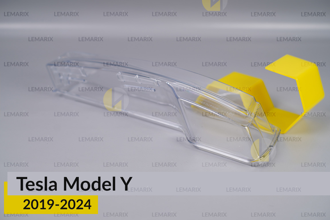 Скло протитуманної фари Tesla Model Y (2019-2025) праве