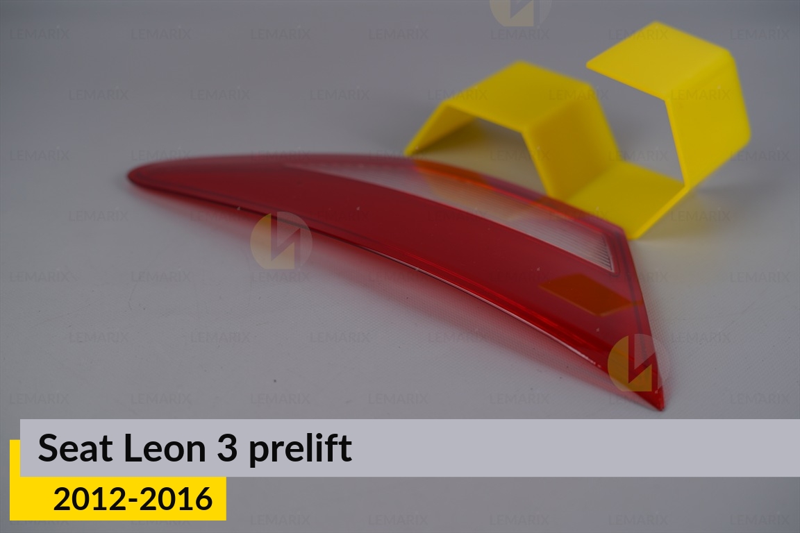 Скло заднього ліхтаря внутрішнє в кришці багажника Seat Leon 3 (2012-2016) дорест ліве