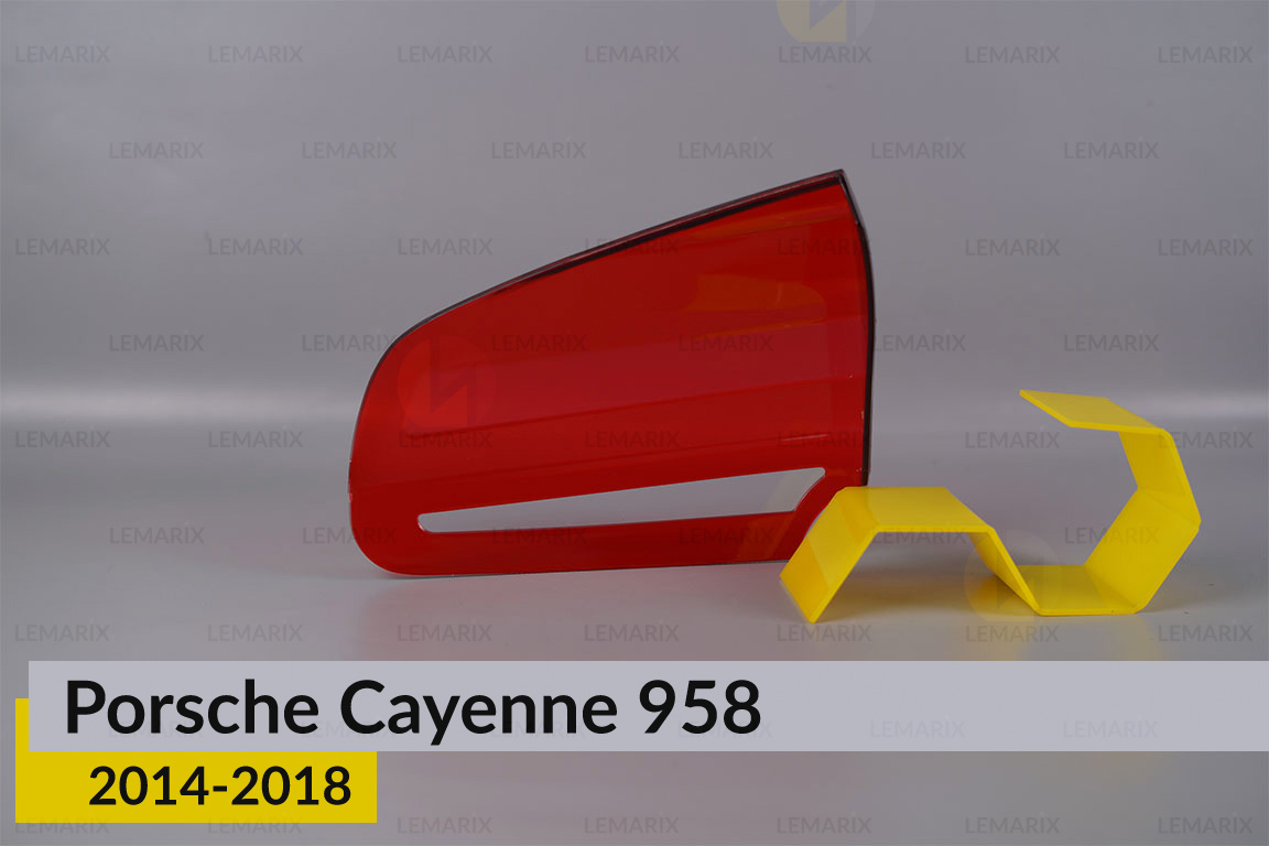 Скло заднього ліхтаря внутрішнє в кришці багажника Porsche Cayenne 958 (2014-2018) рест ліве