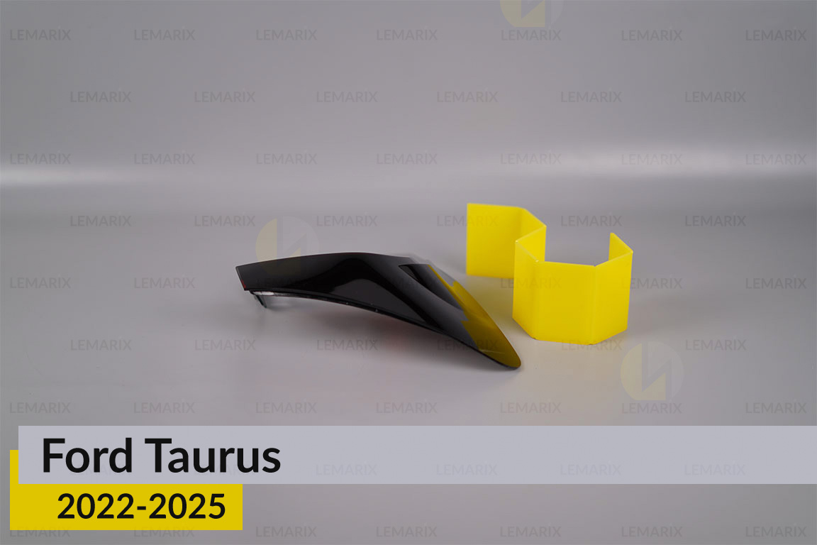 Скло заднього ліхтаря зовнішнє в крилі Ford Taurus (2022-2025) ліве