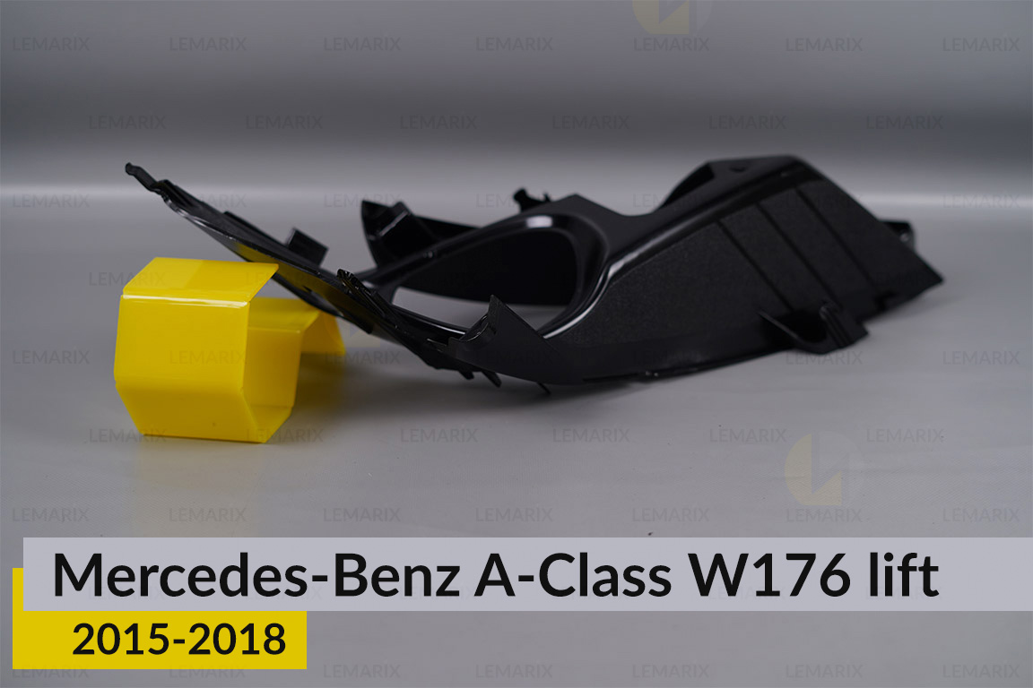 Декоративная маска средняя Mercedes-Benz A-Class W176 (2015-2018) рест левая