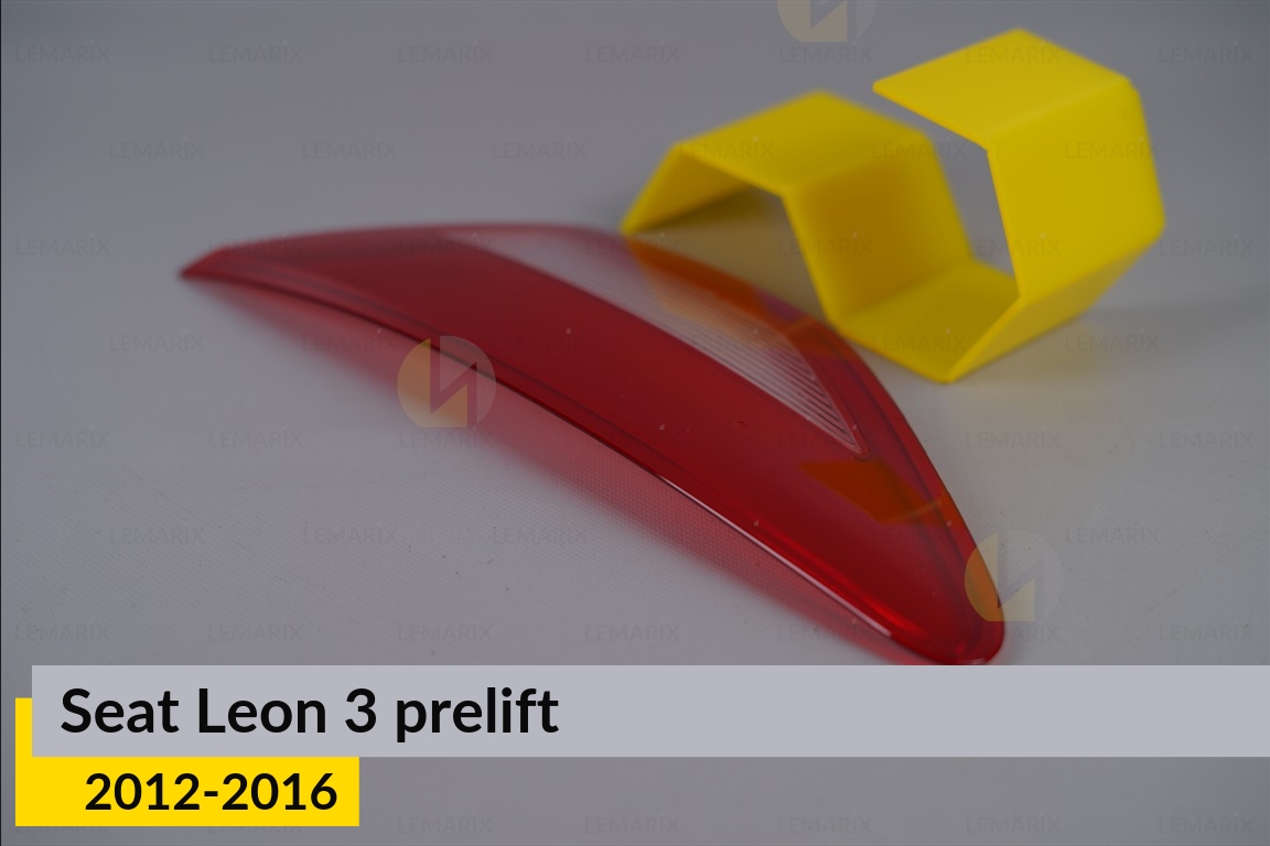 Скло заднього ліхтаря внутрішнє в кришці багажника Seat Leon 3 (2012-2016) дорест праве