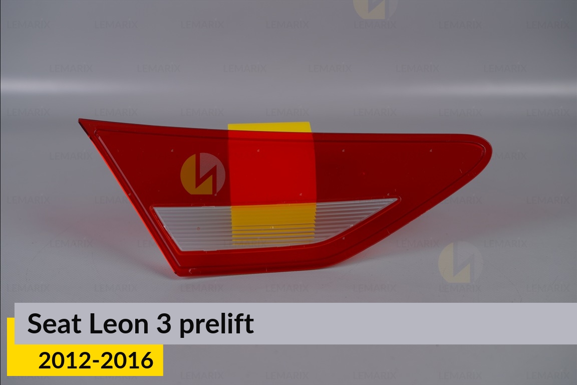Скло заднього ліхтаря внутрішнє в кришці багажника Seat Leon 3 (2012-2016) дорест праве