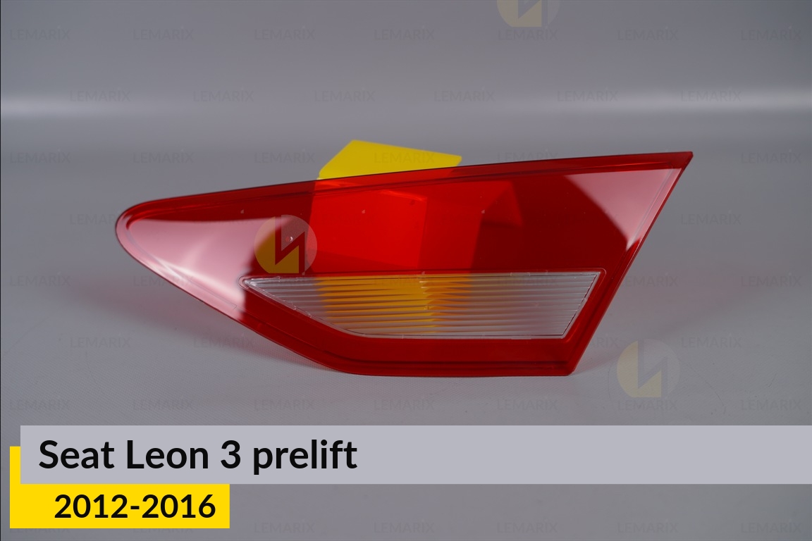 Скло заднього ліхтаря внутрішнє в кришці багажника Seat Leon 3 (2012-2016) дорест праве