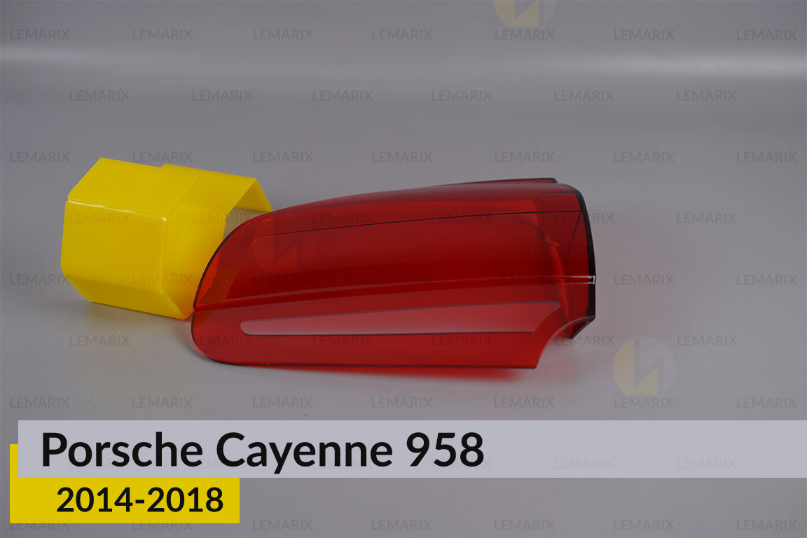 Скло заднього ліхтаря внутрішнє в кришці багажника Porsche Cayenne 958 (2014-2018) рест праве
