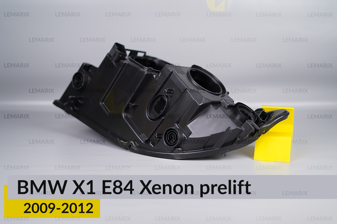 Корпус фари BMW X1 E84 Xenon (2009-2012) дорест правий