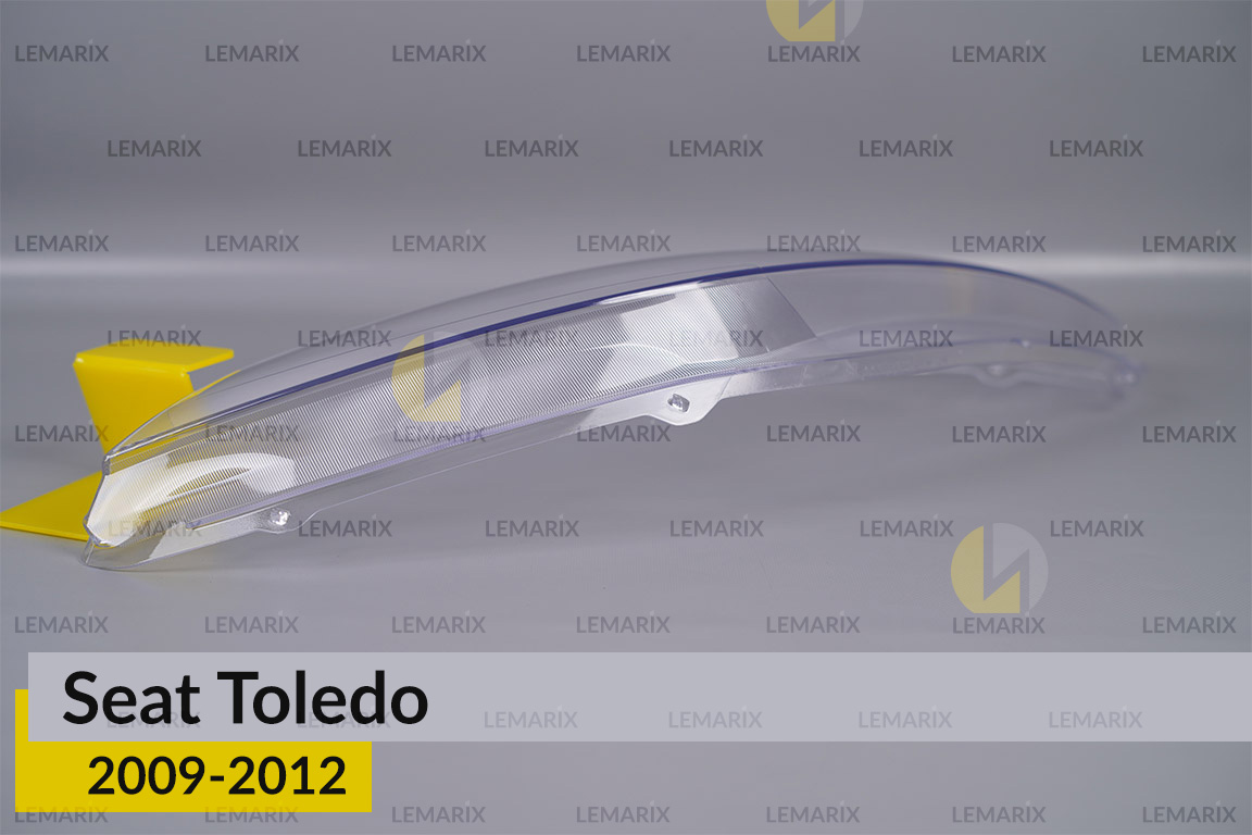 Скло фари Seat Toledo (2009-2012) праве