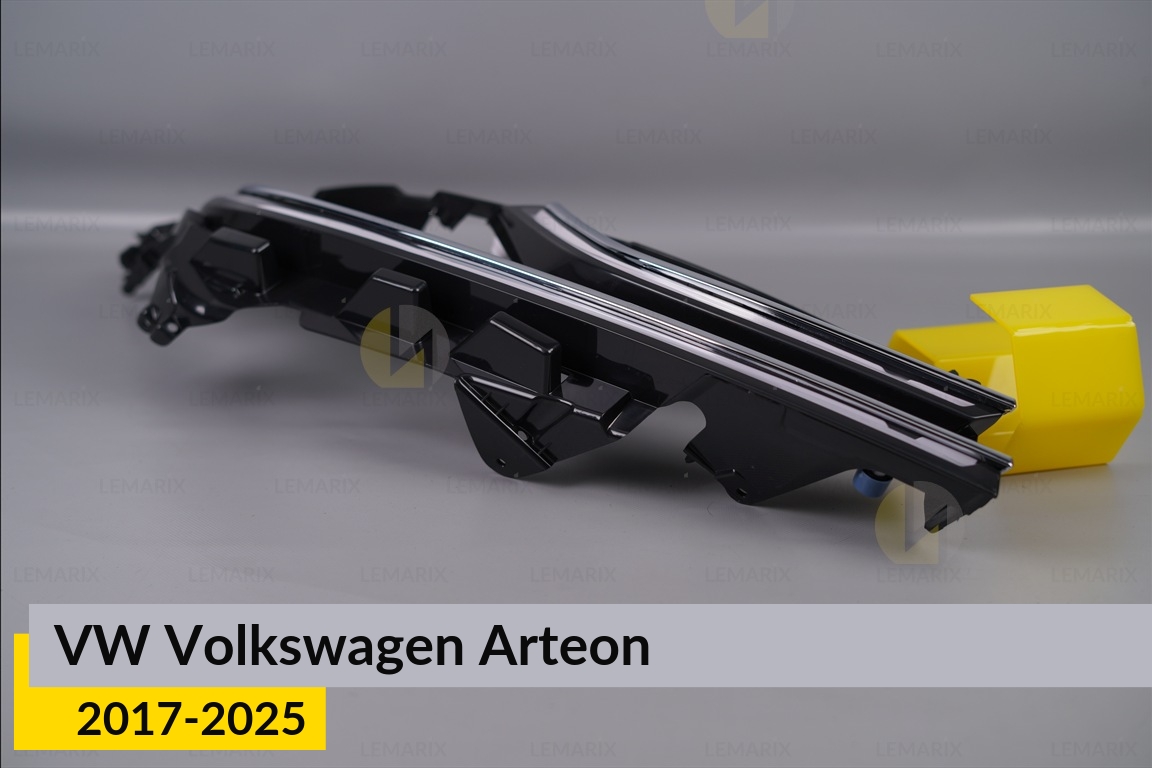 Хромована декоративна маска VW Volkswagen Arteon (2017-2025) права