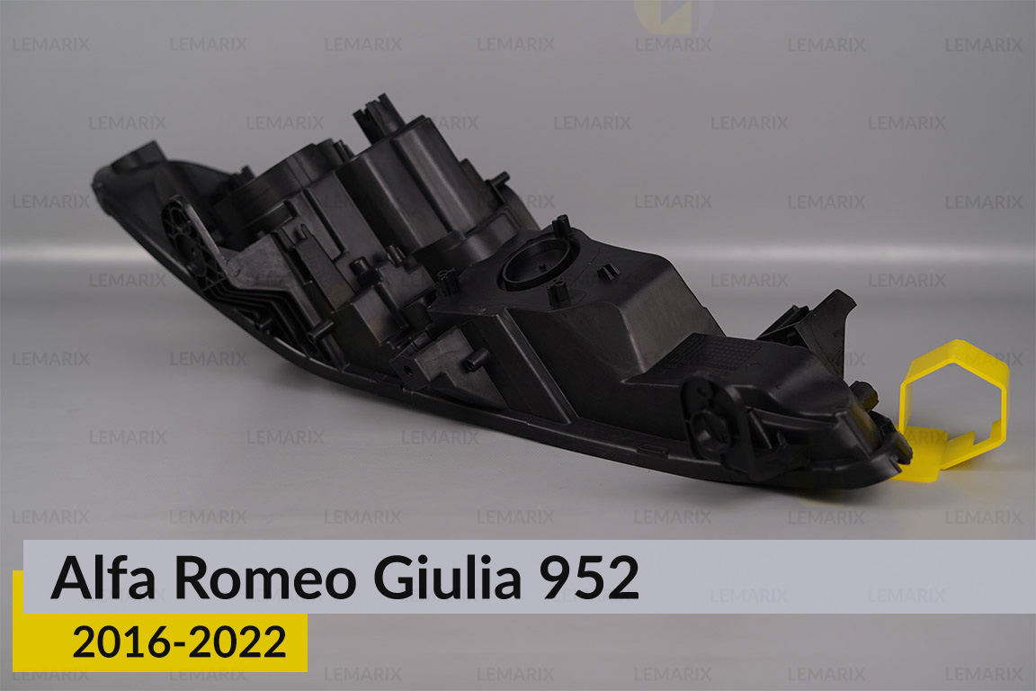Корпус фары Alfa Romeo Giulia 952 (2016-2023) дорест правый