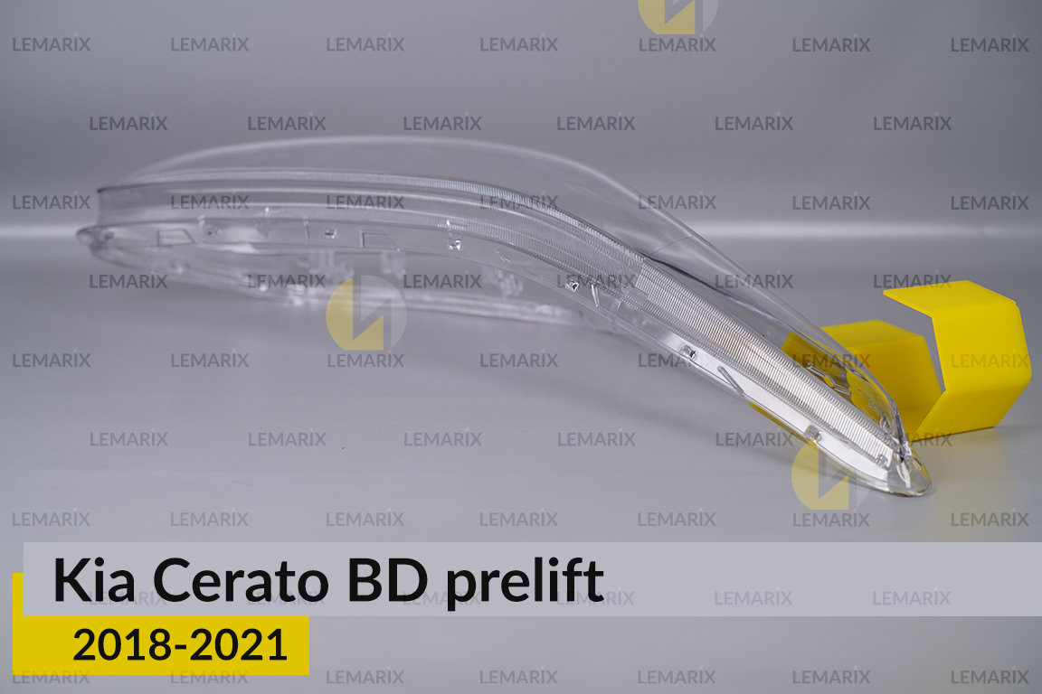 Скло фари Kia Cerato BD (2018-2021) дорест праве