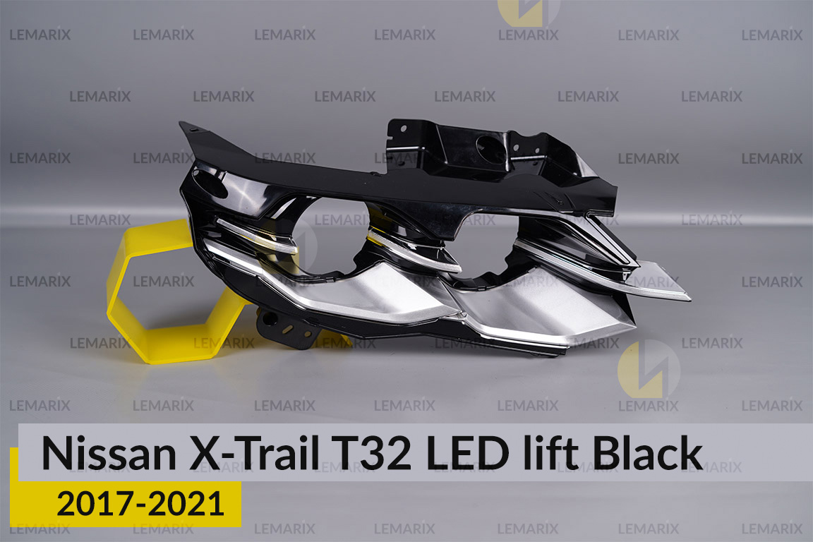 Декоративная маска внутренняя Nissan X-Trail T32 LED Black (2017-2021) рест правая