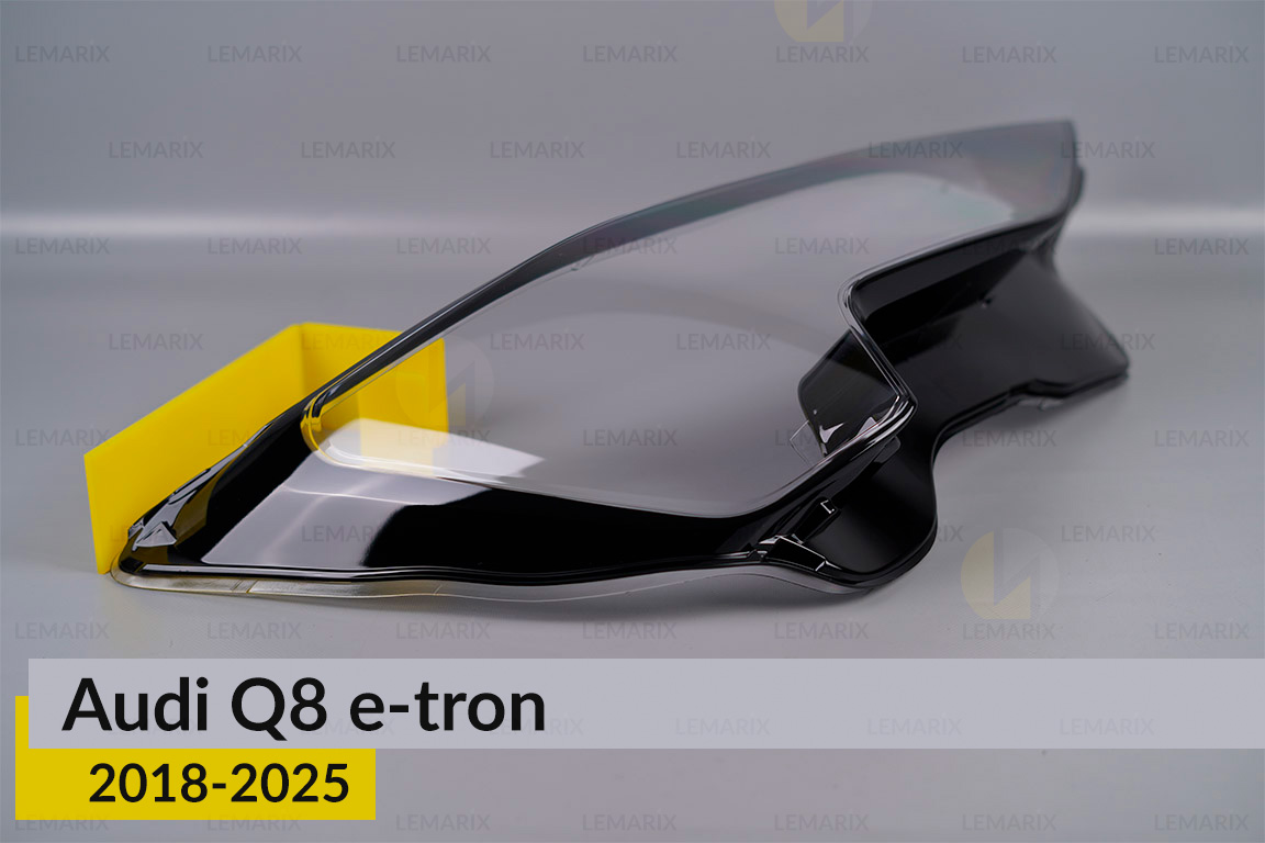 Скло фари Audi Q8 e-tron (2018-2025) праве